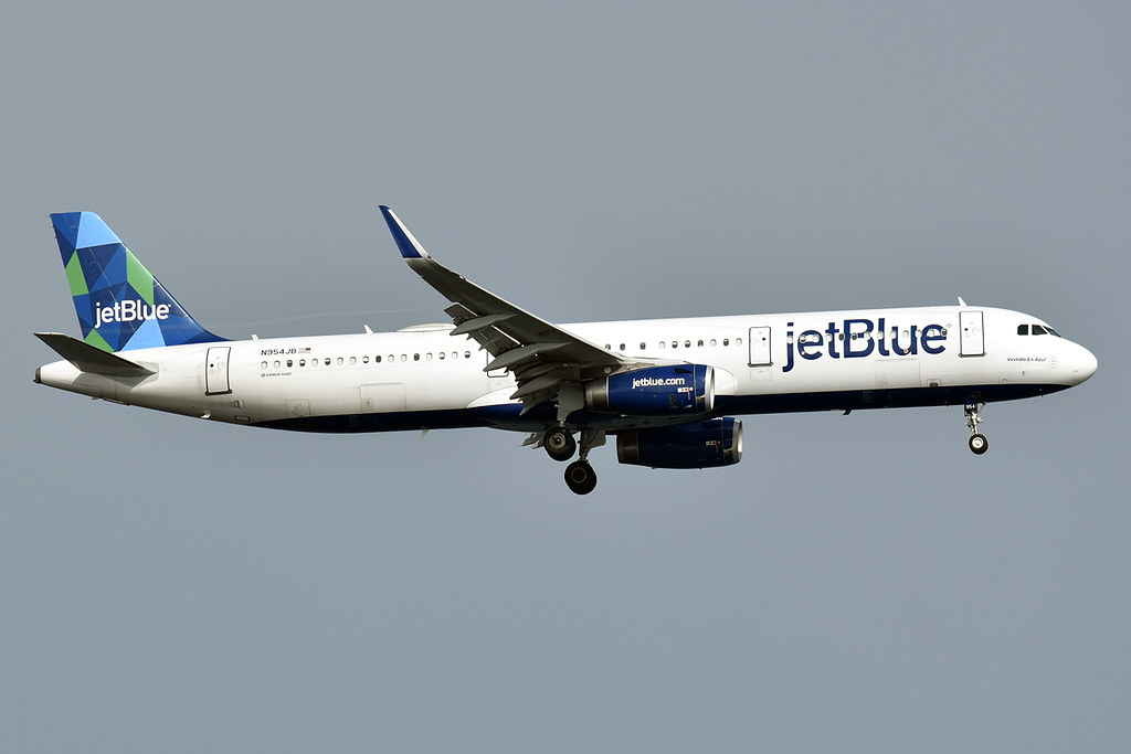 Photo of Jetblue N954JB, Airbus A321