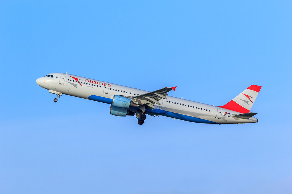 Photo of Austrian Airlines OE-LBE, Airbus A321