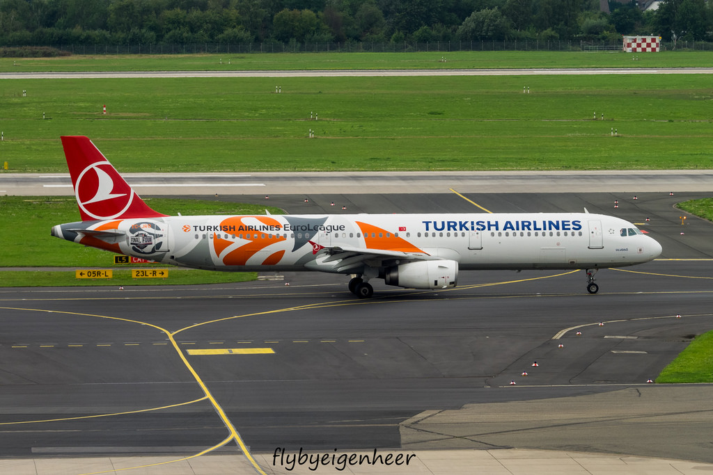 Photo of THY Turkish Airlines TC-JRO, Airbus A321