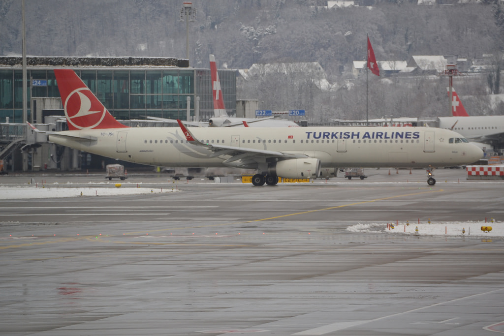 Photo of THY Turkish Airlines TC-JSL, Airbus A321