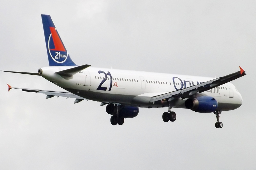 Photo of Onur Air TC-OBZ, Airbus A321