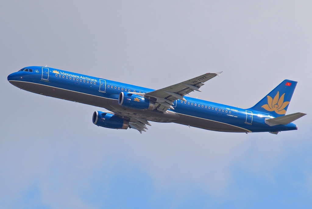 Photo of Vietnam Airlines VN-A322, Airbus A321
