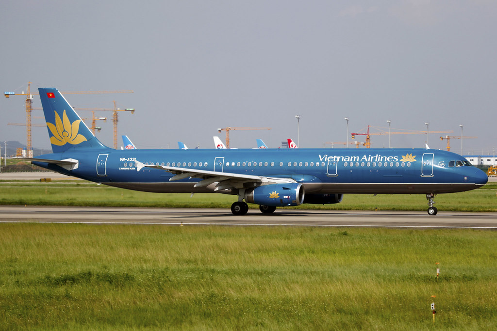 Photo of Vietnam Airlines VN-A331, Airbus A321