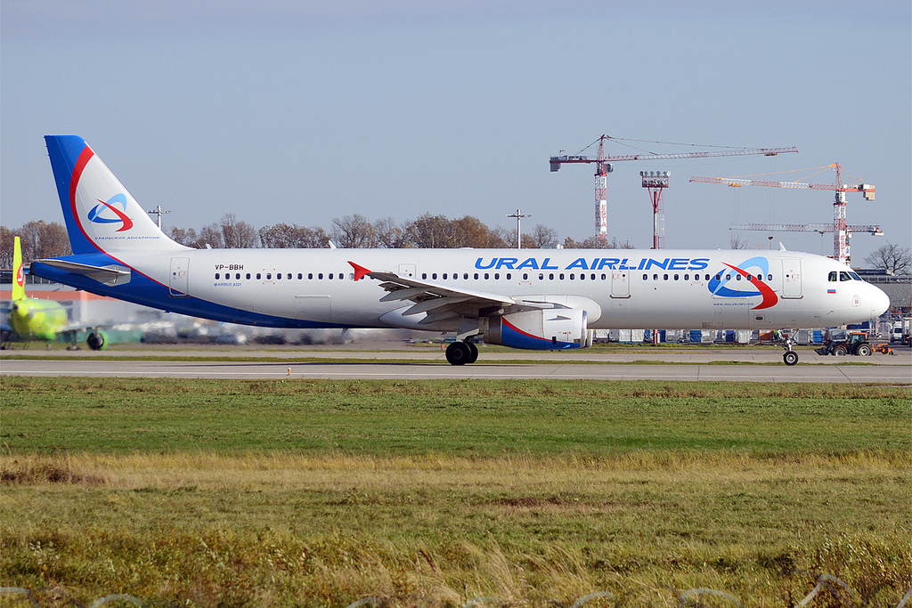 Photo of Ural Airlines VP-BBH, Airbus A321