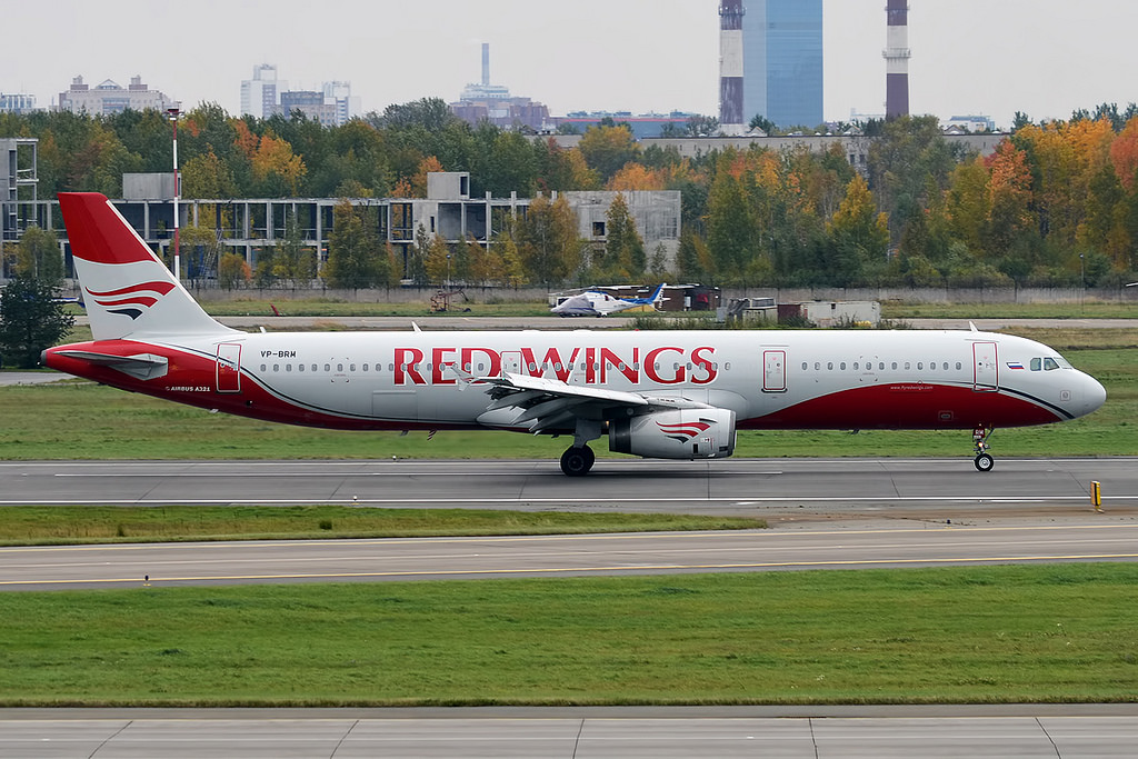 Photo of Red Wings VP-BRM, Airbus A321