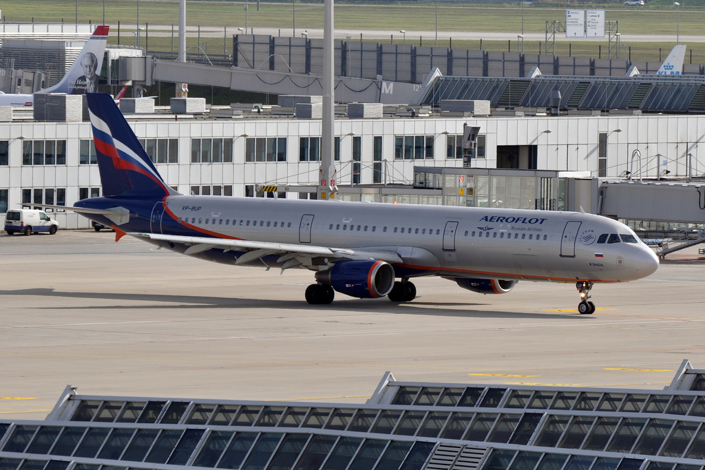 Photo of Aeroflot VP-BUP, Airbus A321