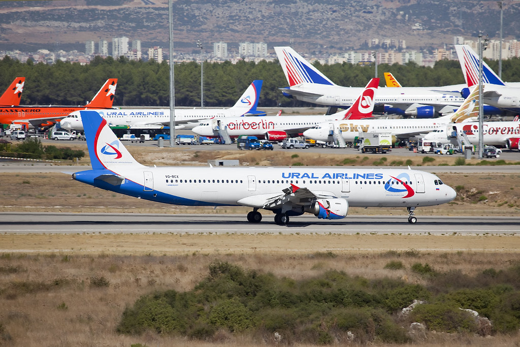 Photo of Ural Airlines VQ-BCX, Airbus A321