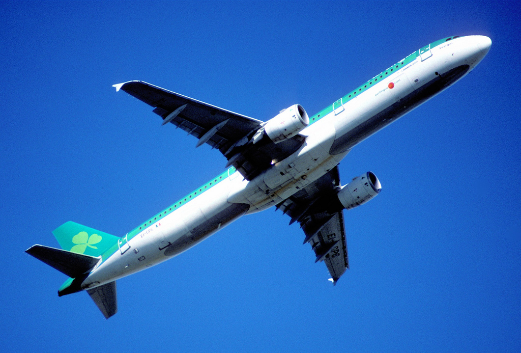 Photo of Ural Airlines VQ-BKJ, Airbus A321