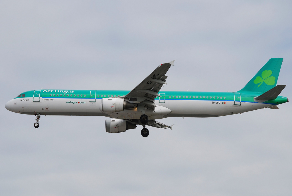 Photo of Ural Airlines VQ-BKJ, Airbus A321
