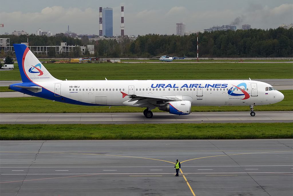 Photo of Ural Airlines VQ-BKJ, Airbus A321