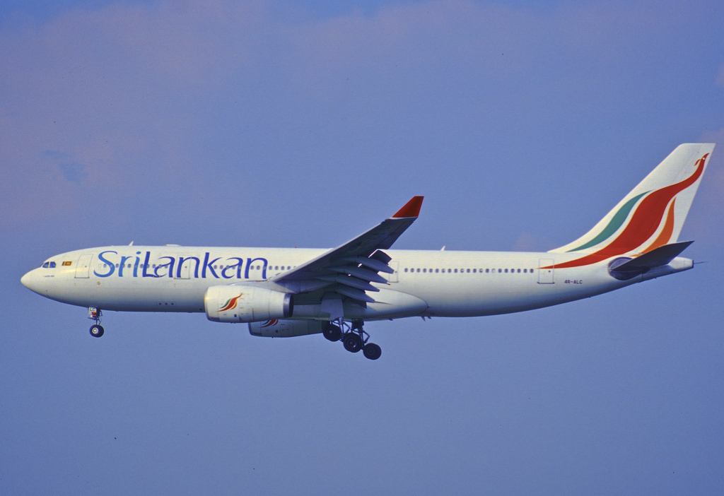 Photo of Srilankan Airlines 4R-ALC, Airbus A330-200