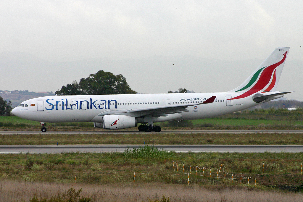 Photo of Srilankan Airlines 4R-ALC, Airbus A330-200