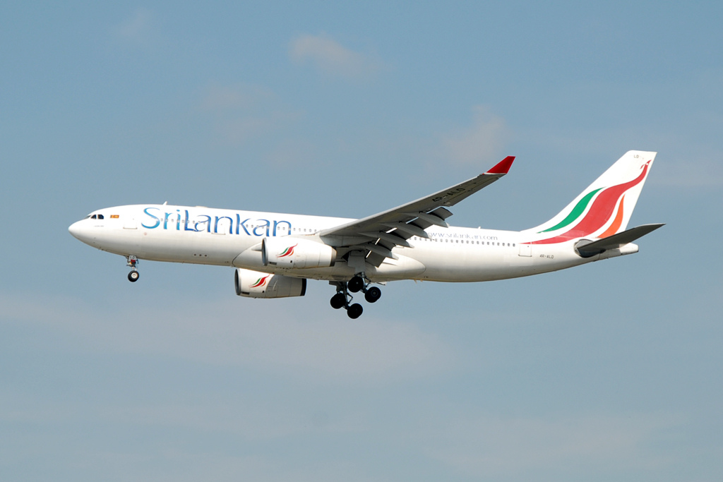 Photo of Srilankan Airlines 4R-ALD, Airbus A330-200