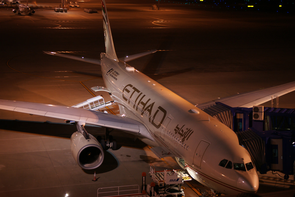 Photo of Etihad Airways A6-EYN, Airbus A330-200