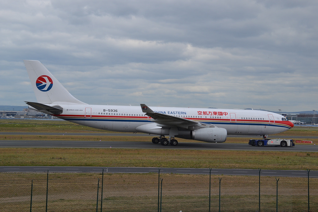 Photo of China Eastern Airlines B-5936, Airbus A330-200