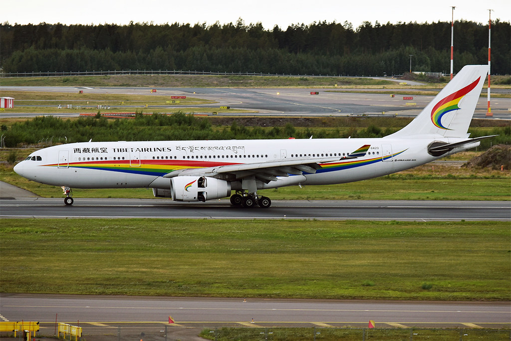 Photo of Tibet Airlines B-8420, Airbus A330-200