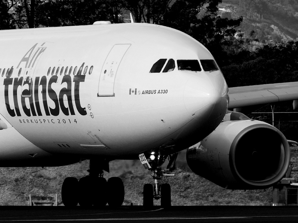 Photo of Air Transat C-GTSZ, Airbus A330-200