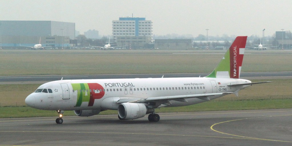 Photo of TAP Air Portugal CS-TNQ, Airbus A320