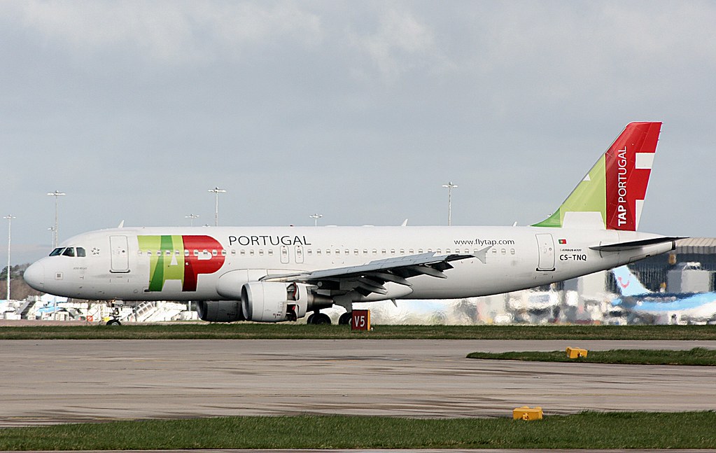 Photo of TAP Air Portugal CS-TNQ, Airbus A320