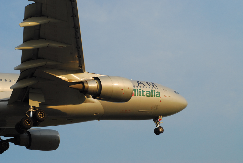 Photo of Alitalia EI-DIR, Airbus A330-200
