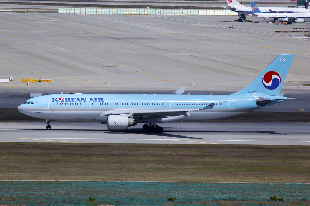 Photo of Korean Airlines HL8211, Airbus A330-200