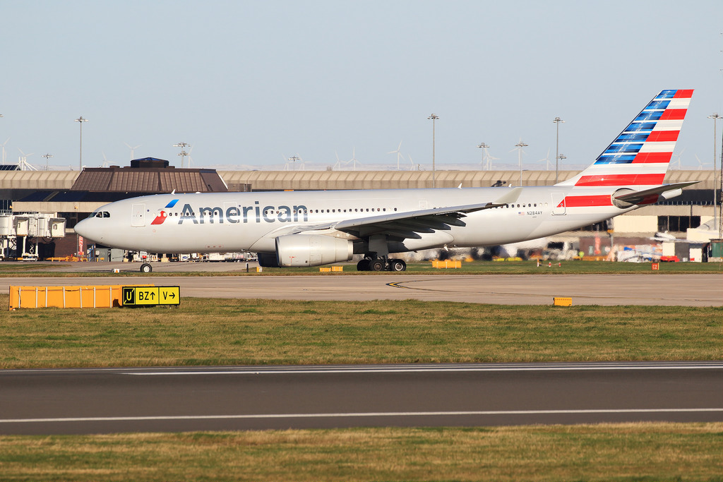 Photo of American Airlines N292AY, Airbus A330-200