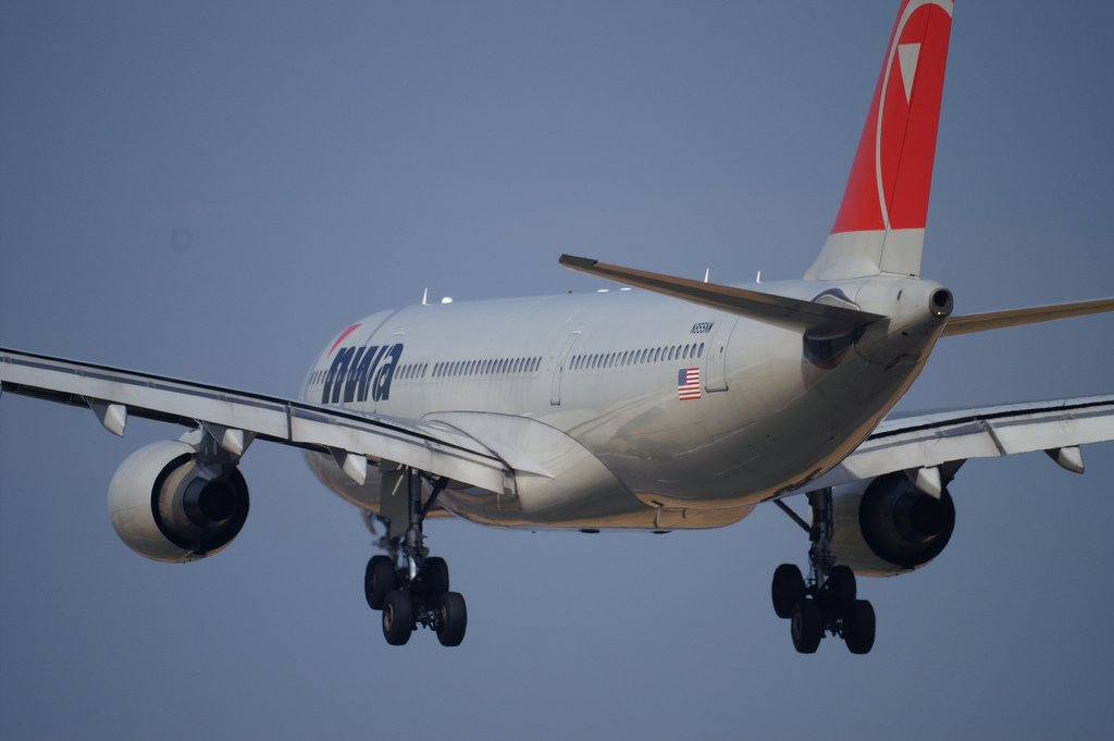 Photo of Delta Airlines N855NW, Airbus A330-200