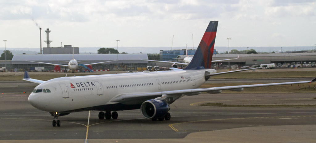 Photo of Delta Airlines N859NW, Airbus A330-200