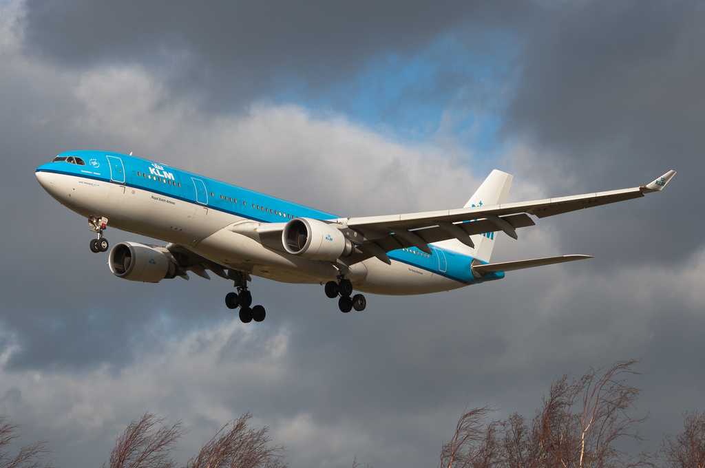 Photo of KLM PH-AOH, Airbus A330-200