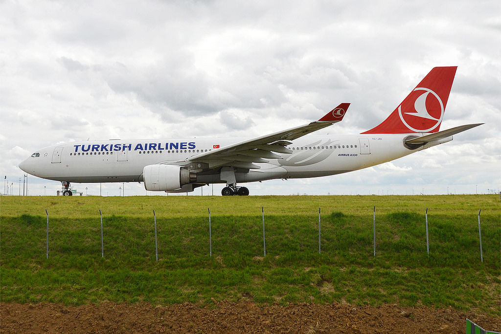 Photo of THY Turkish Airlines TC-JIO, Airbus A330-200
