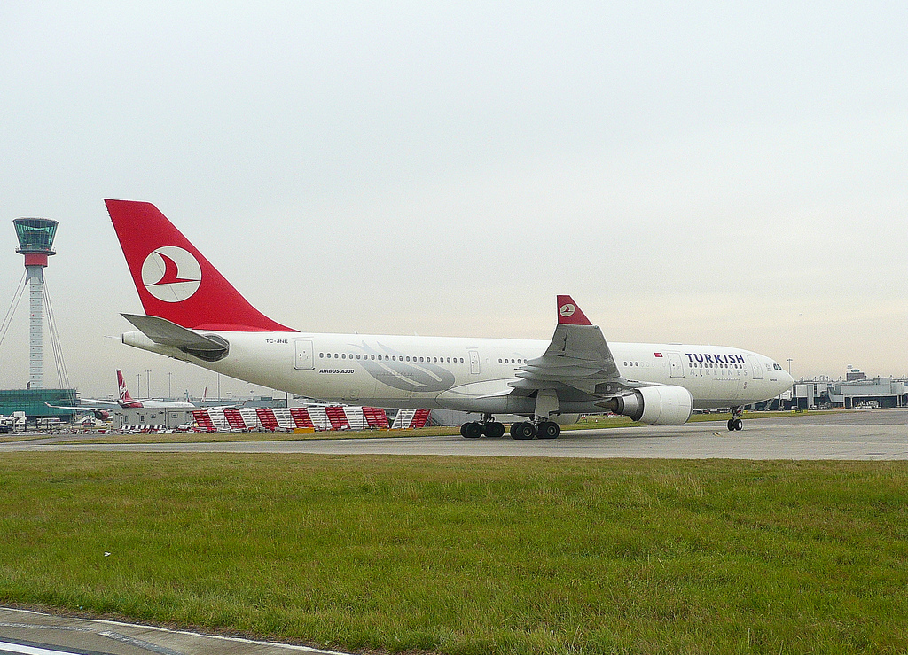 Photo of THY Turkish Airlines TC-JNE, Airbus A330-200