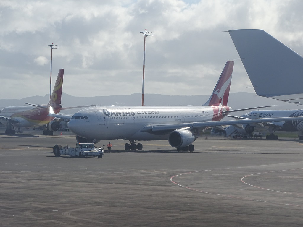 Photo of Qantas VH-EBF, Airbus A330-200