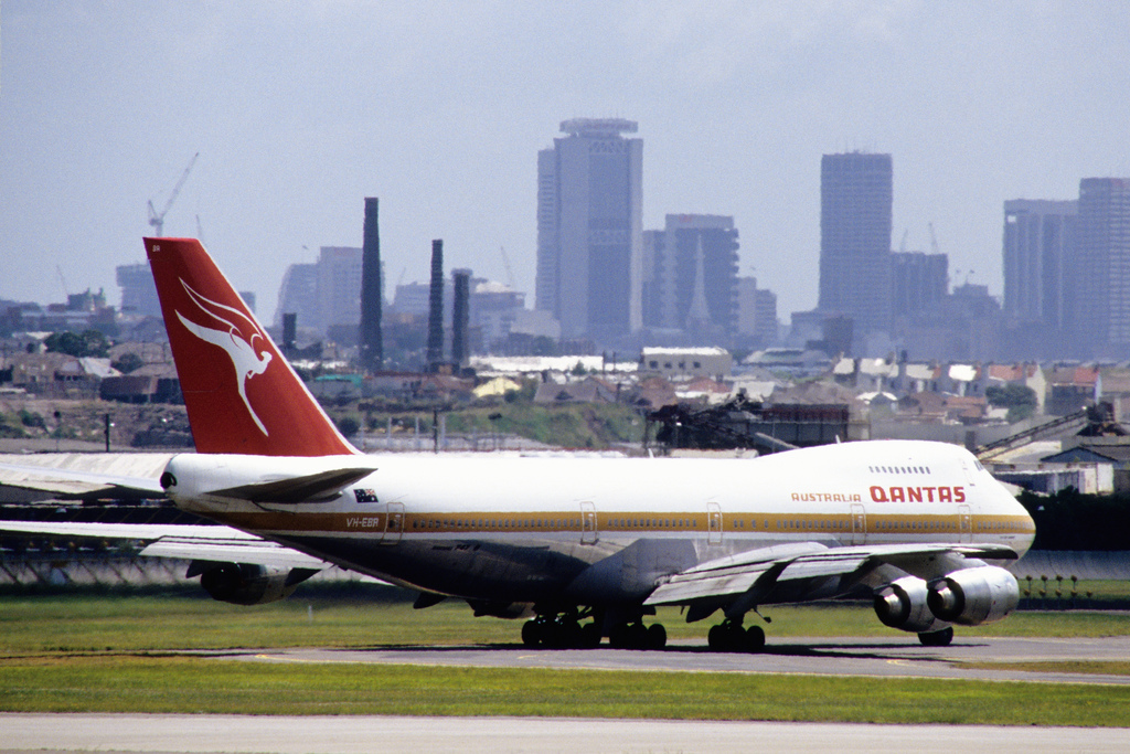 Photo of Qantas VH-EBR, Airbus A330-200