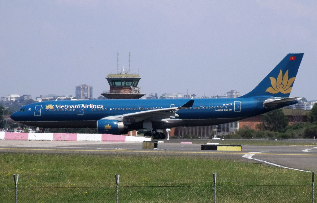 Photo of Vietnam Airlines VN-A378, Airbus A330-200