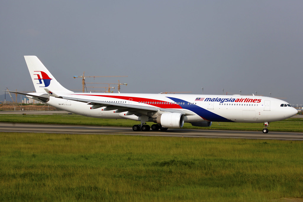 Photo of Malaysia Airlines 9M-MTL, Airbus A330-300