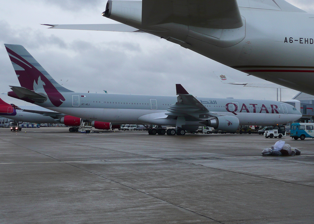 Photo of Qatar Airways A7-AEJ, Airbus A330-300