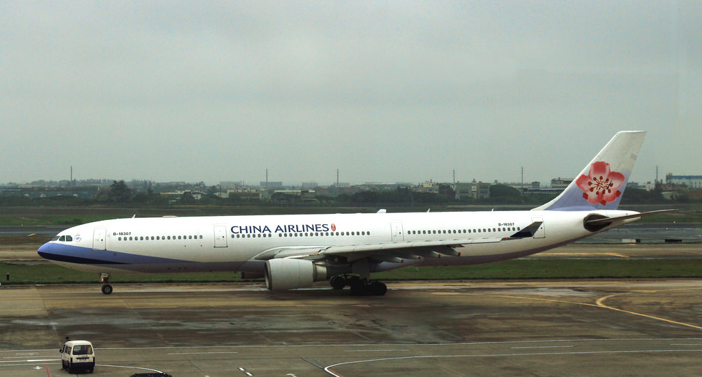 Photo of China Airlines B-18307, Airbus A330-300