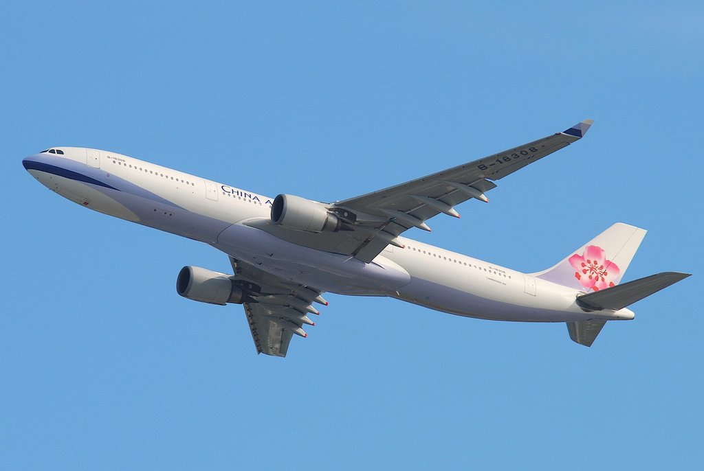 Photo of China Airlines B-18308, Airbus A330-300