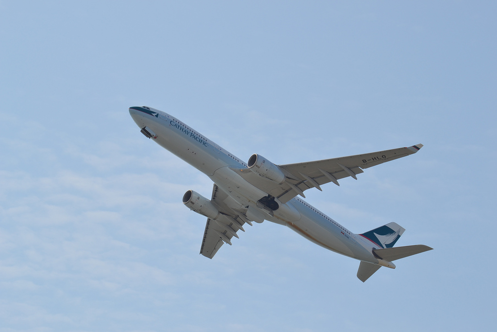 Photo of Cathay Pacific B-HLO, Airbus A330-300