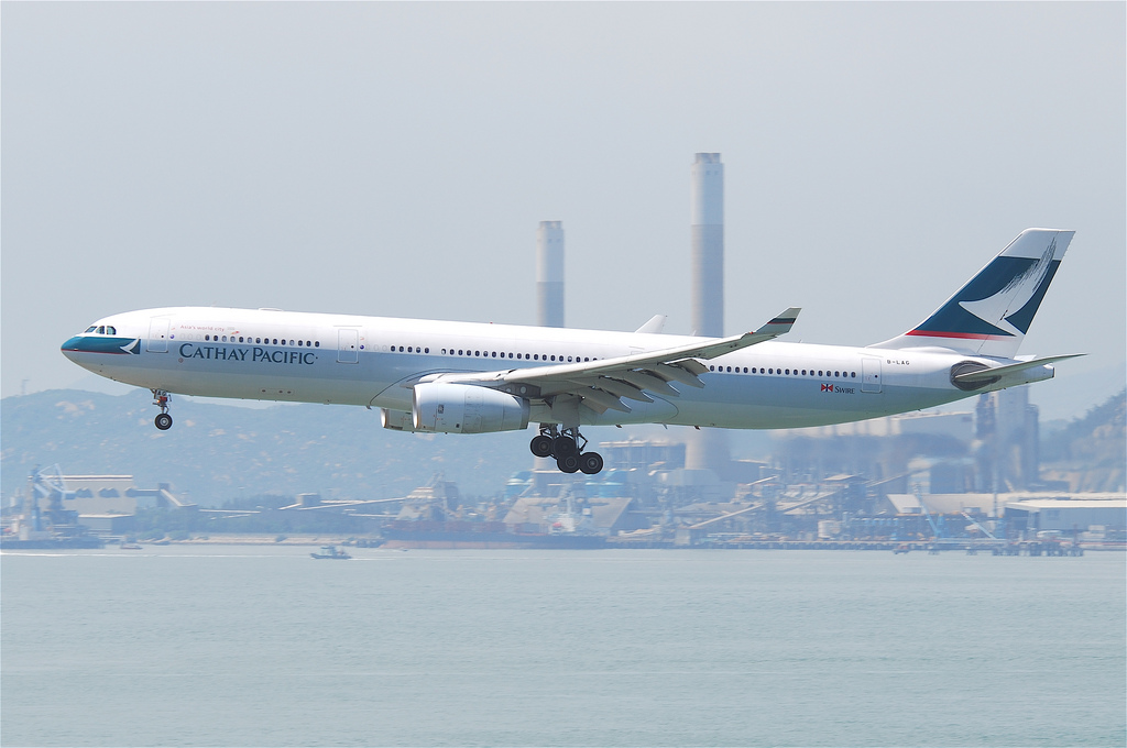 Photo of Cathay Pacific B-LAG, Airbus A330-300
