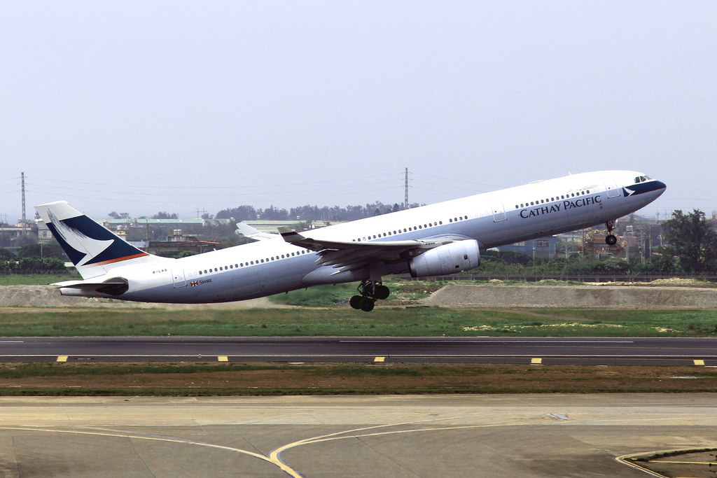 Photo of Cathay Pacific B-LAQ, Airbus A330-300