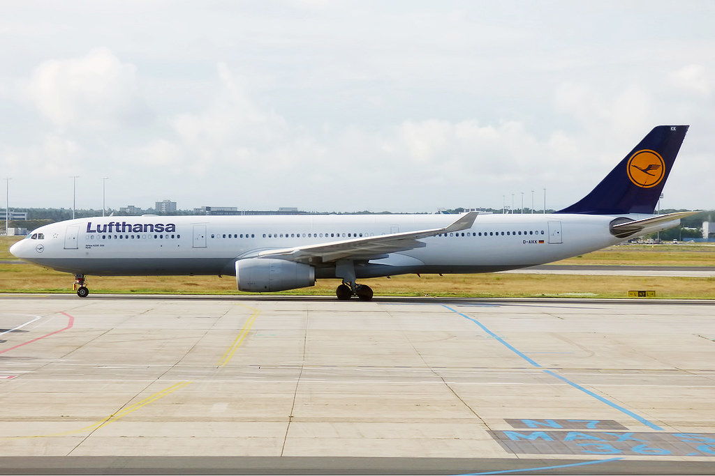 Photo of Lufthansa D-AIKK, Airbus A330-300