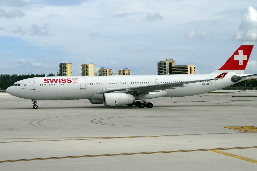 Photo of Swiss International Airlines HB-JHH, Airbus A330-300