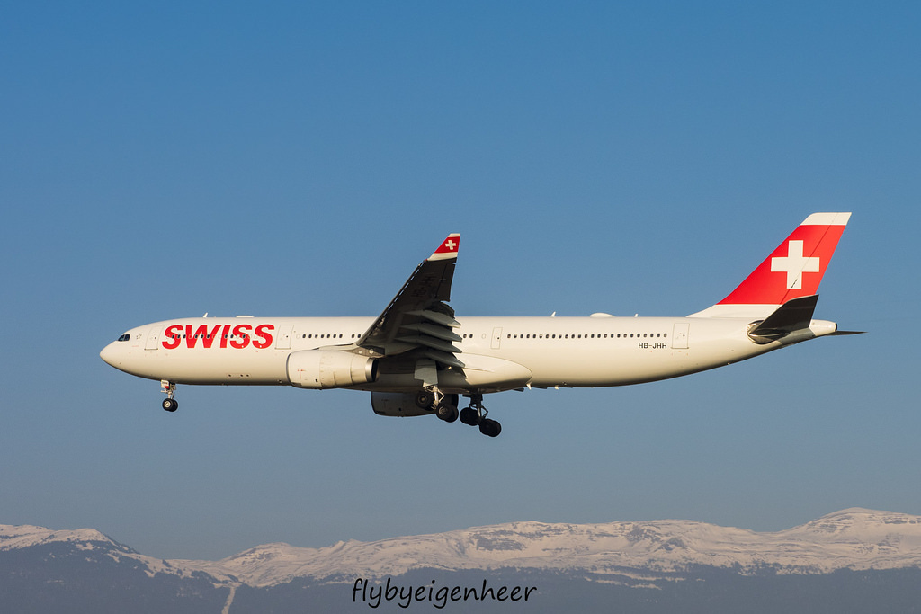 Photo of Swiss International Airlines HB-JHH, Airbus A330-300