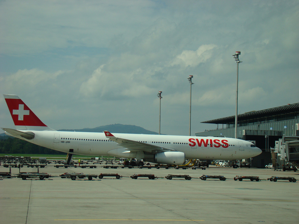Photo of Swiss International Airlines HB-JHK, Airbus A330-300