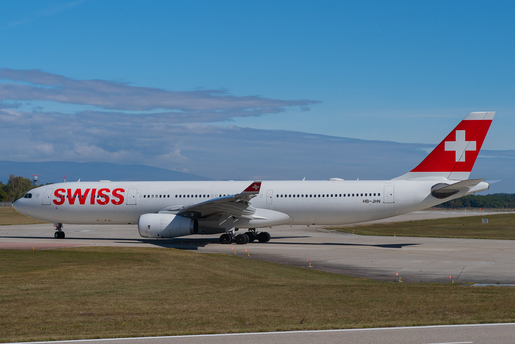 Photo of Swiss International Airlines HB-JHN, Airbus A330-300