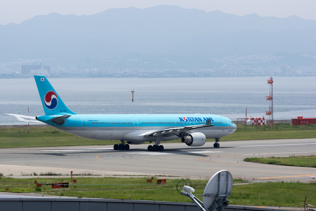 Photo of Korean Airlines HL7720, Airbus A330-300