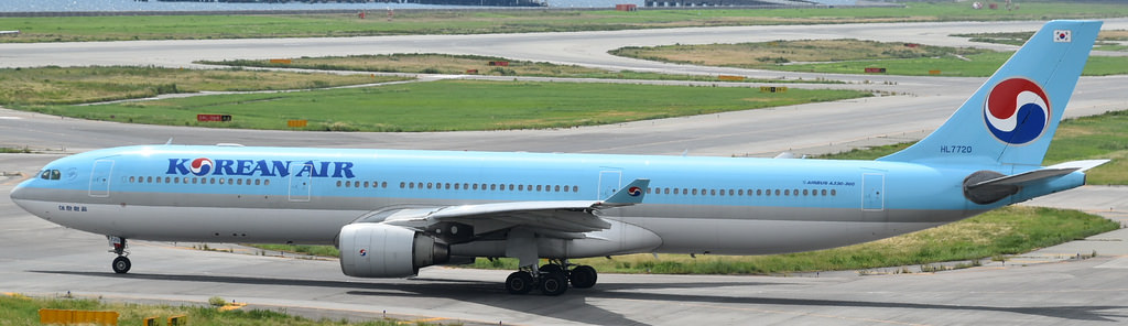 Photo of Korean Airlines HL7720, Airbus A330-300