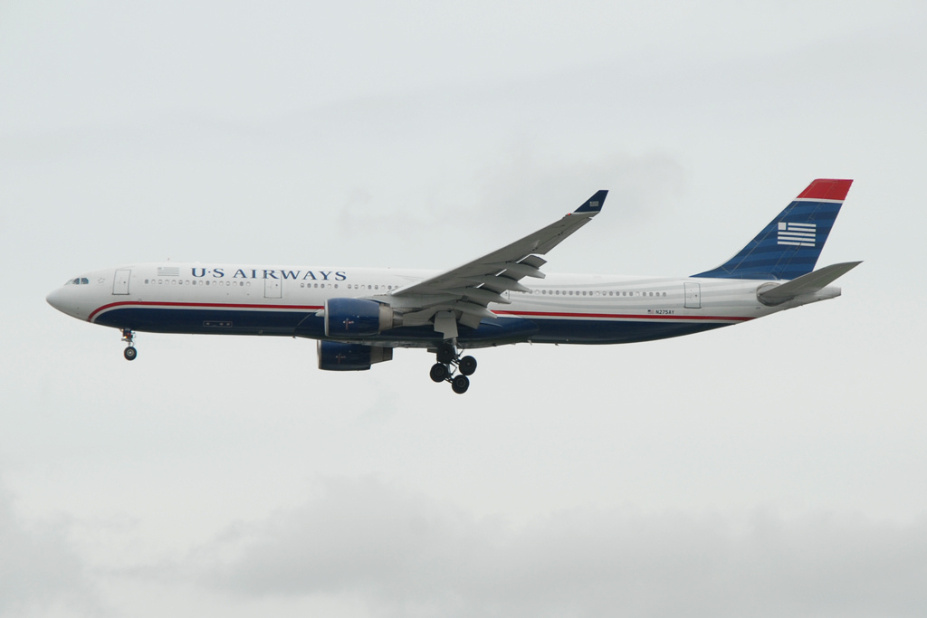 Photo of American Airlines N275AY, Airbus A330-300