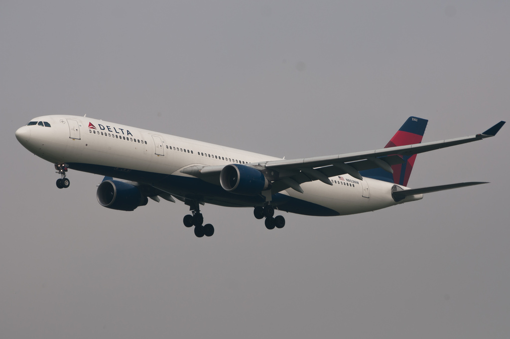 Photo of Delta Airlines N802NW, Airbus A330-300